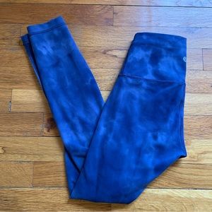 Lululemon Wunder Train High Rise Legging, size 4.
